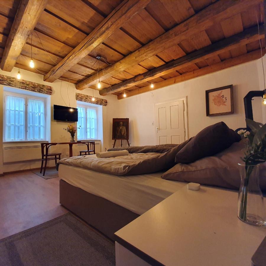 Corte Apartman Papa Exterior photo