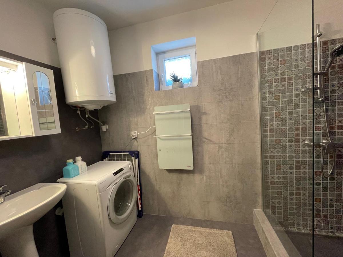 Corte Apartman Papa Exterior photo